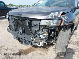 2021 Jeep Grand Cherokee Laredo E z VIN 1C4RJEAGXMC844631, wystawiony jako IAAI lot #42516098 z przebiegiem 65 564 mil mil oraz . Historia ofert i sprzedaży dostępna na DreamBid. Obrazek 6.