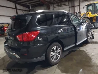 2018 Nissan Pathfinder SV with VIN 5N1DR2MM5JC643620, listed as a IAAI auction lot 40620038 with 138,131 mi miles. Bid and sale history available at carsss.com. Image 4.