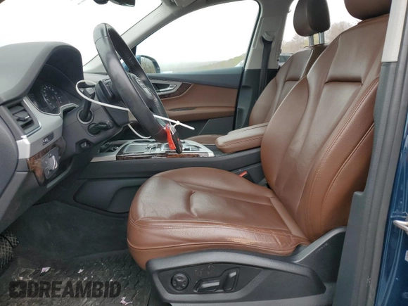 2019 Audi Q7 Premium z VIN WA1AHAF78KD034877, wystawiony jako Copart lot #49849665 z przebiegiem 43 663 mil mil oraz Szkoda całkowita • Salvage title. Historia ofert i sprzedaży dostępna na DreamBid. Obrazek 7.
