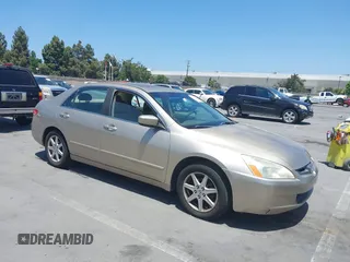 2003 Honda Accord EX z VIN 1HGCM66533A038703, wystawiony jako IAAI lot #42494553 z przebiegiem 199 863 mil mil oraz . Historia ofert i sprzedaży dostępna na DreamBid. Obrazek 1.