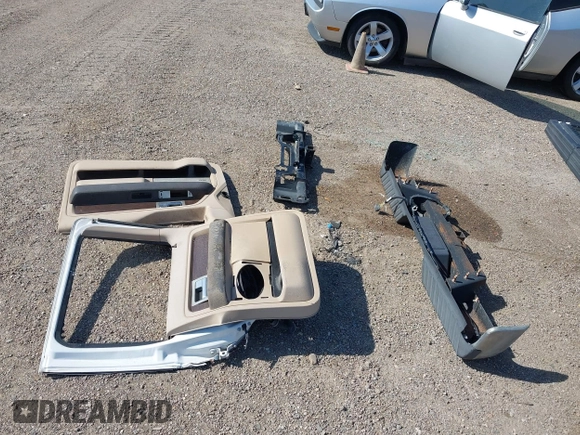 2012 Ford F-150 XL с VIN 1FTFW1ET3CFA69753, выставлен на аукционе IAAI как лот 42226882 с пробегом 307 334 миль миль и . История ставок и продаж доступна на DreamBid. Изображение 19.