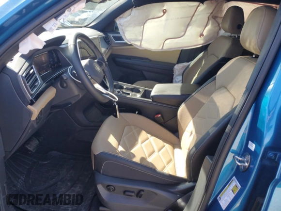 2024 Volkswagen Atlas SE with VIN 1V2JE2CA2RC210518, listed as a Copart auction lot 50130075 with 32,939 mi miles and Salvage title. Bid and sale history available at DreamBid. Image 7.