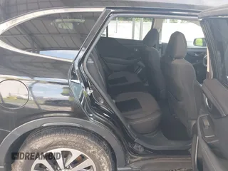 2021 Subaru Outback Premium with VIN 4S4BTADC8M3145992, listed as a IAAI auction lot 42448822 with 61,327 mi miles and . Bid and sale history available at DreamBid. Image 8.