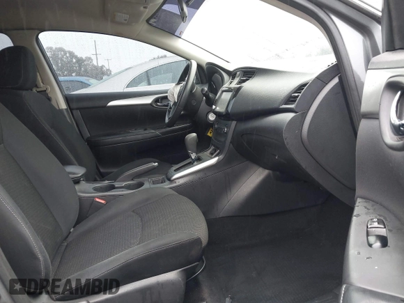 2019 Nissan Sentra S z VIN 3N1AB7AP2KY227513, wystawiony jako IAAI lot #41524539 z przebiegiem 39 616 mil mil oraz . Historia ofert i sprzedaży dostępna na DreamBid. Obrazek 5.