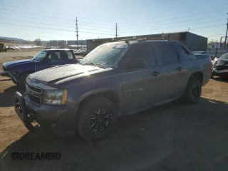2010 Chevrolet Avalanche LS z VIN 3GNVKEE09AG139649, wystawiony jako Copart lot #47653345 z przebiegiem 192 471 mil mil oraz Szkoda całkowita • Salvage title. Historia ofert i sprzedaży dostępna na DreamBid. Obrazek 1.