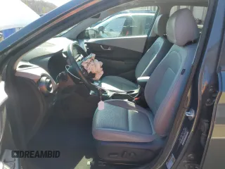 2020 Hyundai Kona Limited z VIN KM8K33A5XLU442577, wystawiony jako Copart lot #52168935 z przebiegiem 17 442 mil mil oraz Szkoda całkowita • Salvage title. Historia ofert i sprzedaży dostępna na DreamBid. Obrazek 7.