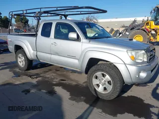 2007 Toyota Tacoma PreRunner with VIN 5TETU62N57Z394781, listed as a IAAI auction lot 41410776 with 198,432 mi miles. Bid and sale history available at carsss.com. Image 1.