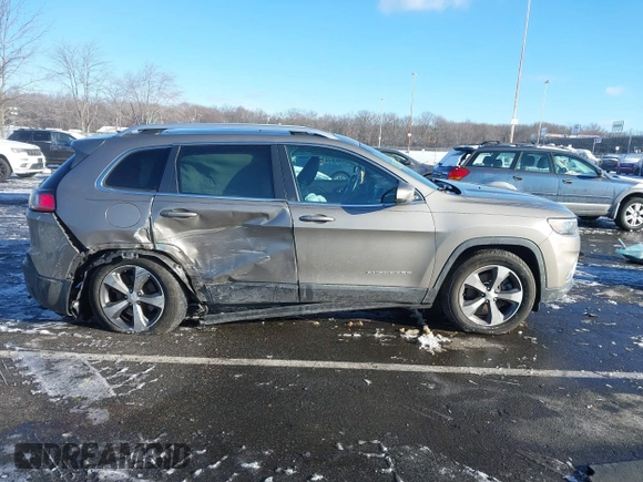 2019 Jeep Cherokee Limited with VIN 1C4PJMDX5KD441256, listed as a IAAI auction lot 41270619 with 83,309 mi miles and . Bid and sale history available at DreamBid. Image 13.