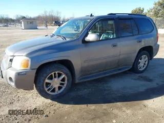 2007 GMC Envoy Denali with VIN 1GKET63M172197682, listed as a IAAI auction lot 41470041 with 192,581 mi miles. Bid and sale history available at carsss.com. Image 2.