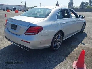 2019 Mercedes-Benz E-Class E 300 with VIN WDDZF4JB9KA582874, listed as a IAAI auction lot 41855689 with 42,445 mi miles. Bid and sale history available at carsss.com. Image 4.