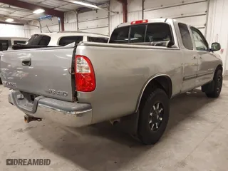 2005 Toyota Tundra SR5 with VIN 5TBBT44155S459077, listed as a IAAI auction lot 41622265 with 210,746 mi miles. Bid and sale history available at carsss.com. Image 4.