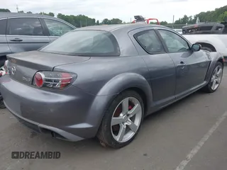 2004 Mazda RX-8 z VIN JM1FE173640133501, wystawiony jako IAAI lot #42316598 z przebiegiem 124 181 mil mil oraz . Historia ofert i sprzedaży dostępna na DreamBid. Obrazek 4.