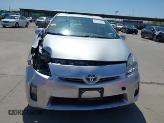2011 Toyota Prius I z VIN JTDKN3DU1B1468812, wystawiony jako IAAI lot #41992949 z przebiegiem 229 946 mil mil oraz . Historia ofert i sprzedaży dostępna na DreamBid. Obrazek 13.