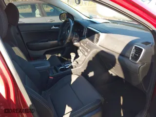 2020 Kia Sportage LX with VIN KNDPM3AC7L7829575, listed as a IAAI auction lot 41391868 with 61,114 mi miles. Bid and sale history available at carsss.com. Image 5.