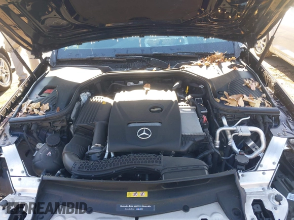 2019 Mercedes-Benz E-Class E 300 with VIN WDDZF4KB8KA624403, listed as a IAAI auction lot 40979733 with 76,496 mi miles. Bid and sale history available at carsss.com. Image 10.