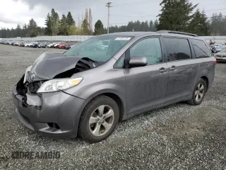 2016 Toyota Sienna LE AAS with VIN 5TDKK3DC4GS754745, listed as a Copart auction lot 51305135 with 104,782 mi miles and Salvage Title. Bid and sale history available at carsss.com. Image 1.