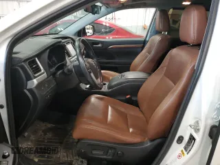 2018 Toyota Highlander Hybrid Limited with VIN 5TDDGRFH8JS039822, listed as a Copart auction lot 61665095 with 101,060 mi miles and Clean title. Bid and sale history available at DreamBid. Image 7.