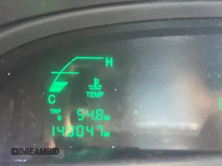 2004 Cadillac DeVille z VIN 1G6KD54Y84U105851, wystawiony jako Copart lot #59424695 z przebiegiem 148 047 mil mil oraz Tytuł czysty. Historia ofert i sprzedaży dostępna na DreamBid. Obrazek 8.