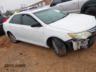 2012 Toyota Camry SE with VIN 4T1BK1FK0CU503120, listed as a IAAI auction lot 41918788 with 175,633 mi miles. Bid and sale history available at carsss.com. Image 1.