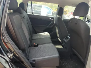 2020 Volkswagen Tiguan S с VIN 3VV0B7AX6LM094810, выставлен на аукционе Copart как лот 59793555 с пробегом 104 612 миль миль и Списание • Salvage title. История ставок и продаж доступна на DreamBid. Изображение 11.