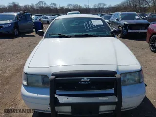 2011 Ford Police Interceptor with VIN 2FABP7BV4BX111120, listed as a IAAI auction lot 41733803 with 1 mi miles. Bid and sale history available at carsss.com. Image 6.