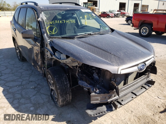 2020 Subaru Forester Premium with VIN JF2SKAJCXLH467435, listed as a Copart auction lot 53973331 with 6,070 mi miles and Salvage Title. Bid and sale history available at carsss.com. Image 1.