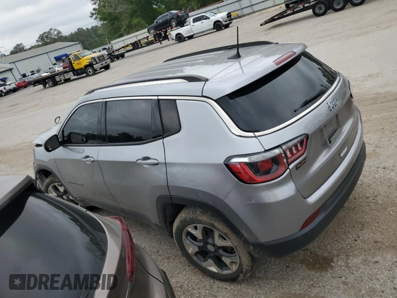 2019 Jeep Compass Limited z VIN 3C4NJCCB9KT664241, wystawiony jako Copart lot #50925025 z przebiegiem 132 986 mil mil oraz Szkoda całkowita • Salvage title. Historia ofert i sprzedaży dostępna na DreamBid. Obrazek 2.