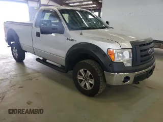 2010 Ford F-150 XL with VIN 1FTMF1EW2AKB71454, listed as a Copart auction lot 54604395 with 112,594 mi miles and Clean Title. Bid and sale history available at DreamBid. Image 4.