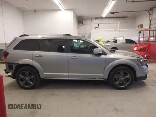 2016 Dodge Journey Crossroad Plus z VIN 3C4PDDGG9GT108885, wystawiony jako IAAI lot #41020929 z przebiegiem 124 167 mil mil oraz . Historia ofert i sprzedaży dostępna na DreamBid. Obrazek 13.
