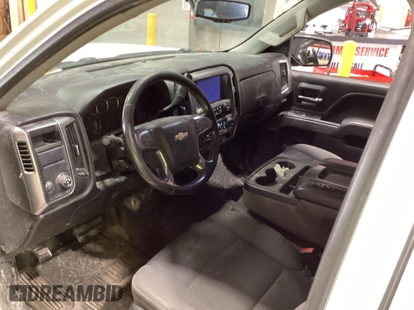 2015 Chevrolet Silverado 1500 LT with VIN 1GCRCREC0FZ257752, listed as a IAAI auction lot 42298229 with 132,830 mi miles and . Bid and sale history available at DreamBid. Image 1.
