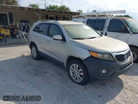 2011 Kia Sorento EX with VIN 5XYKU4A20BG070261, listed as a IAAI auction lot 42127079 with 1 mi miles. Bid and sale history available at carsss.com. Image 1.