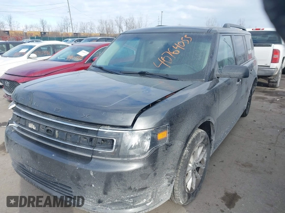 2016 Ford Flex SE with VIN 2FMGK5B88GBA18405, listed as a IAAI auction lot 40764055 with 285,137 mi miles. Bid and sale history available at carsss.com. Image 2.