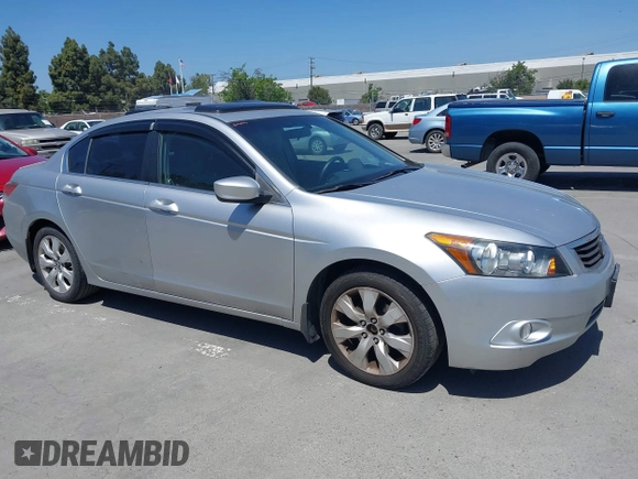 2008 Honda Accord EX with VIN JHMCP267X8C027191, listed as a IAAI auction lot 42208229 with 172,981 mi miles and . Bid and sale history available at DreamBid. Image 1.
