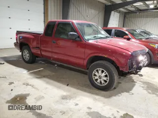 2003 GMC Sonoma SLS with VIN 1GTDT19X938112963, listed as a Copart auction lot 82836224 with 94,490 mi miles and Salvage Title. Bid and sale history available at carsss.com. Image 4.