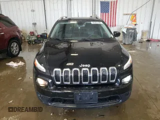 2018 Jeep Cherokee Latitude with VIN 1C4PJLCBXJD544641, listed as a Copart auction lot 56302195 with 115,046 mi miles and Non repairable. Bid and sale history available at DreamBid. Image 5.