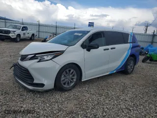 2023 Toyota Sienna LE with VIN 5TDKRKEC0PS159167, listed as a Copart auction lot 50191465 with 0 mi miles and Salvage Title. Bid and sale history available at carsss.com. Image 1.