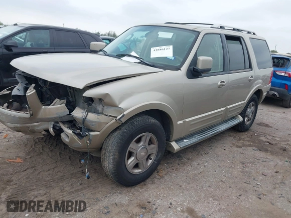 2006 Ford Expedition z VIN 1FMPU19506LA98375, wystawiony jako IAAI lot #41886127 z przebiegiem 251 121 mil mil oraz . Historia ofert i sprzedaży dostępna na DreamBid. Obrazek 17.