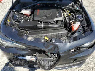 2022 Alfa Romeo Giulia Veloce with VIN ZARFAMBN1N7660074, listed as a Copart auction lot 52597895 with 38,959 mi miles and Salvage Title. Bid and sale history available at carsss.com. Image 11.