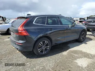2018 Volvo XC60 Momentum z VIN LYVA22RK2JB078752, wystawiony jako Copart lot #56593385 z przebiegiem 50 890 mil mil oraz Szkoda całkowita • Salvage title. Historia ofert i sprzedaży dostępna na DreamBid. Obrazek 3.