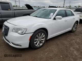 2017 Chrysler 300 Limited with VIN 2C3CCARG1HH512646, listed as a Copart auction lot 58582115 with 93,401 mi miles and Salvage title. Bid and sale history available at DreamBid. Image 1.
