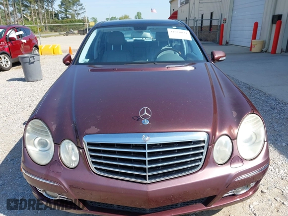 2008 Mercedes-Benz E-Class Luxury 3.5L with VIN WDBUF56X58B190815, listed as a IAAI auction lot 42026834 with 131,947 mi miles. Bid and sale history available at carsss.com. Image 6.
