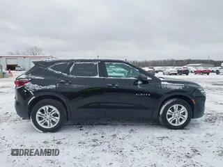 2021 Chevrolet Blazer LT с VIN 3GNKBHRS2MS571758, выставлен на аукционе IAAI как лот 40985755 с пробегом 82 579 миль миль и . История ставок и продаж доступна на DreamBid. Изображение 13.