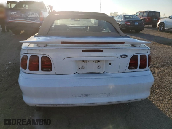 1998 Ford Mustang with VIN 1FAFP4440WF141978, listed as a Copart auction lot 47586125 with 132,136 mi miles and Clean Title. Bid and sale history available at carsss.com. Image 6.
