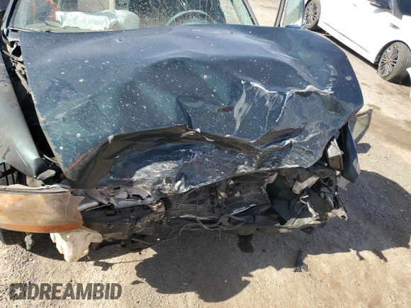 2000 Honda Accord EX с VIN 1HGCG1650YA077850, выставлен на аукционе Copart как лот 57105575 с пробегом Не указан миль и Списание • Salvage title. История ставок и продаж доступна на DreamBid. Изображение 11.