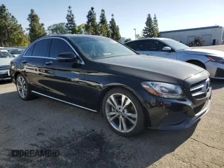 2018 Mercedes-Benz C with VIN 55SWF4JB0JU263980, listed as a Copart auction lot 50843375 with 92,395 mi miles and Salvage Title. Bid and sale history available at carsss.com. Image 4.