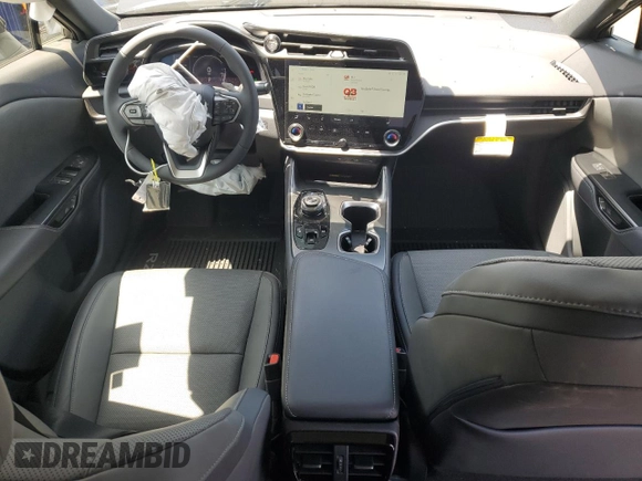 2025 Lexus RZ 300e Premium z VIN JTJABABB3SA007988, wystawiony jako Copart lot #54241965 z przebiegiem 2 633 mil mil oraz Szkoda całkowita • Salvage title. Historia ofert i sprzedaży dostępna na DreamBid. Obrazek 8.