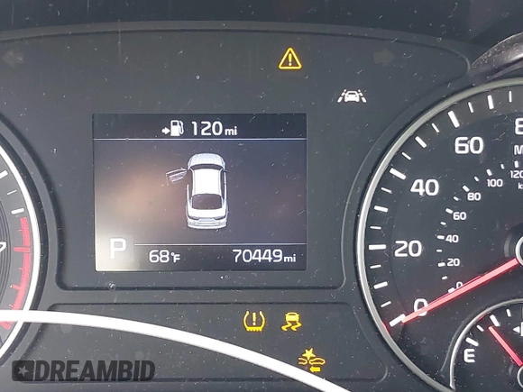 2019 Kia Optima LX z VIN 5XXGT4L38KG319215, wystawiony jako IAAI lot #42226251 z przebiegiem 70 449 mil mil oraz . Historia ofert i sprzedaży dostępna na DreamBid. Obrazek 7.