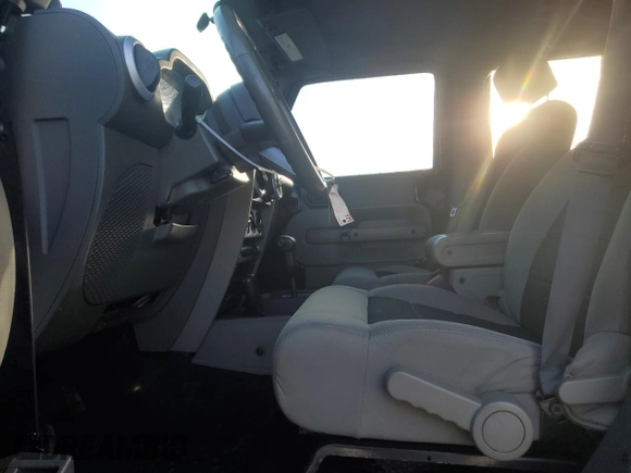 2010 Jeep Wrangler Unlimited Sahara with VIN 1J4BA5H10AL105857, listed as a Copart auction lot 46567075 with 144,147 mi miles and Clean Title. Bid and sale history available at carsss.com. Image 7.