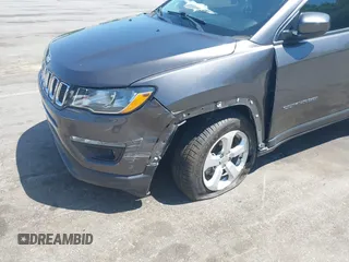 2018 Jeep Compass Altitude with VIN 3C4NJCBB1JT461649, listed as a IAAI auction lot 42206406 with 75,464 mi miles and . Bid and sale history available at DreamBid. Image 6.