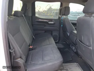2022 Chevrolet Silverado 1500 LT with VIN 1GCPDKEK7NZ562795, listed as a Copart auction lot 50772815 with 0 mi miles and Salvage Title. Bid and sale history available at carsss.com. Image 10.